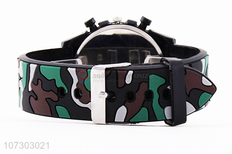 Cool Design Round Dial Silicone Watchband Men Watch