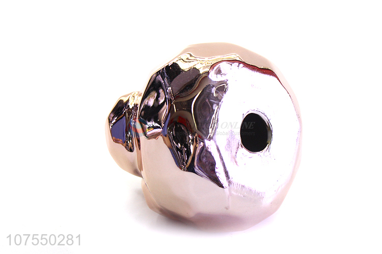 Good Factory Price Decorative Ceramic Fruit Shape Mangosteen Figurine