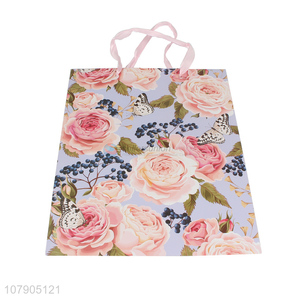 Hot Selling White Card Paper Bag Valentine's Day Gift Bag