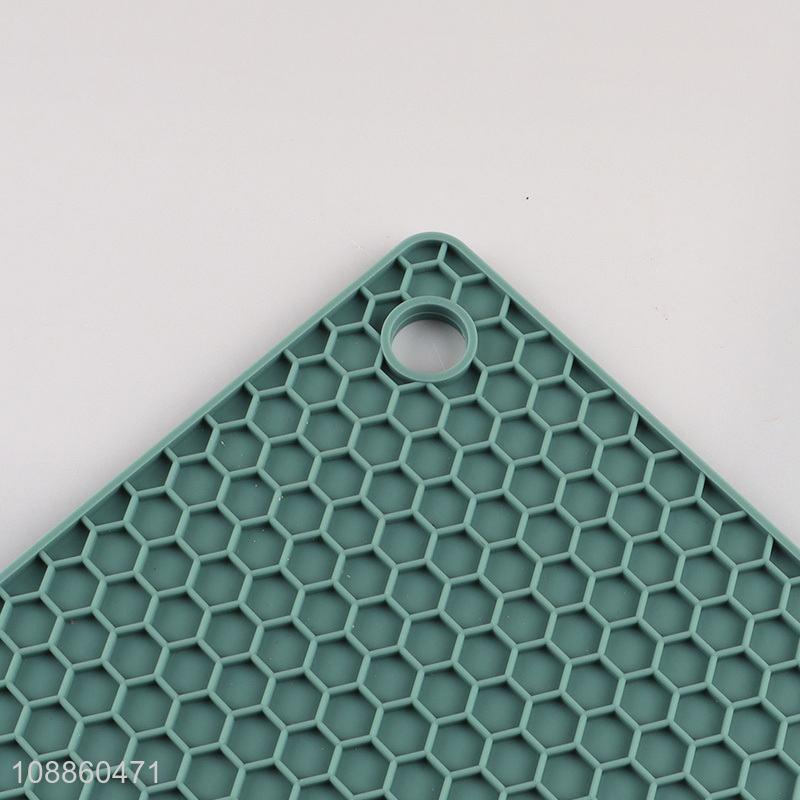 Popular products square silicone non-slip heat pad for home
