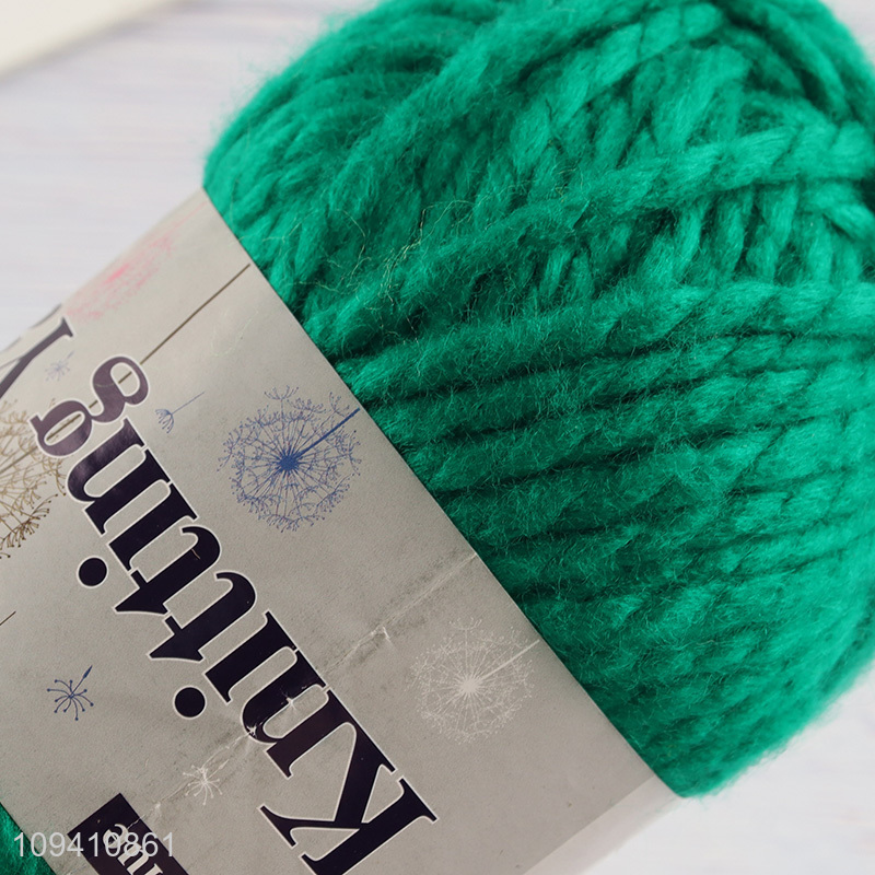 Hot selling chunky green knitting yarn wholesale