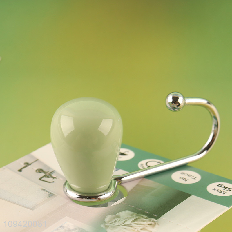 Factory price multicolor seamless suction cup hook hanging hook