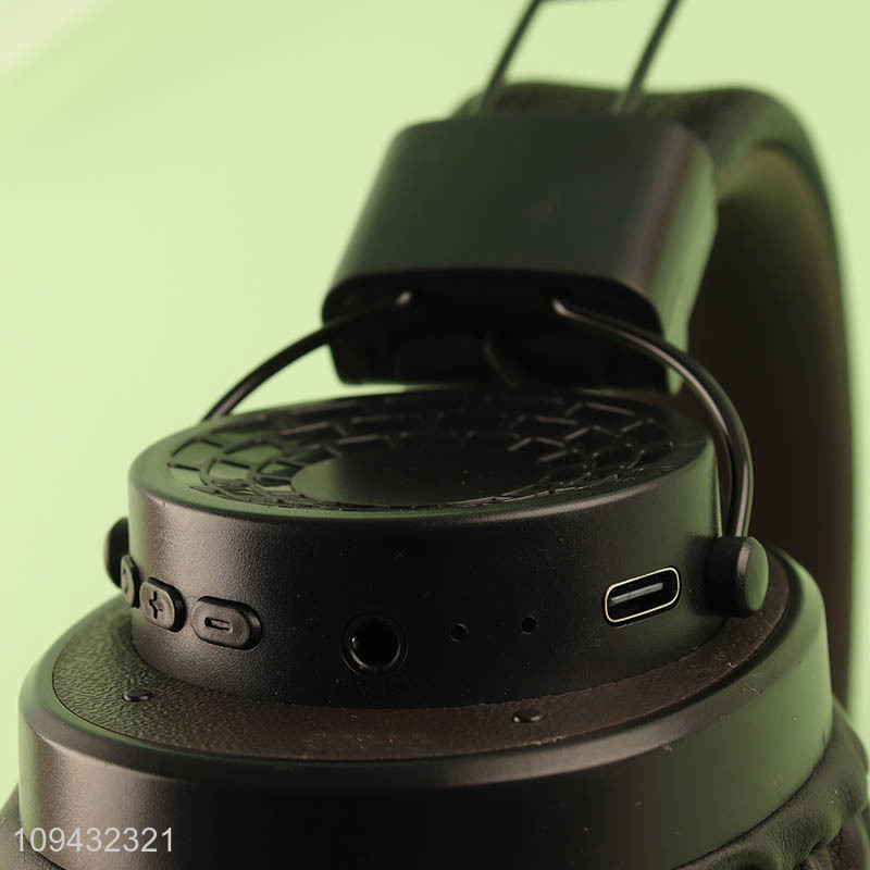 China wholesale black wireless bluetooth headphones for daily use