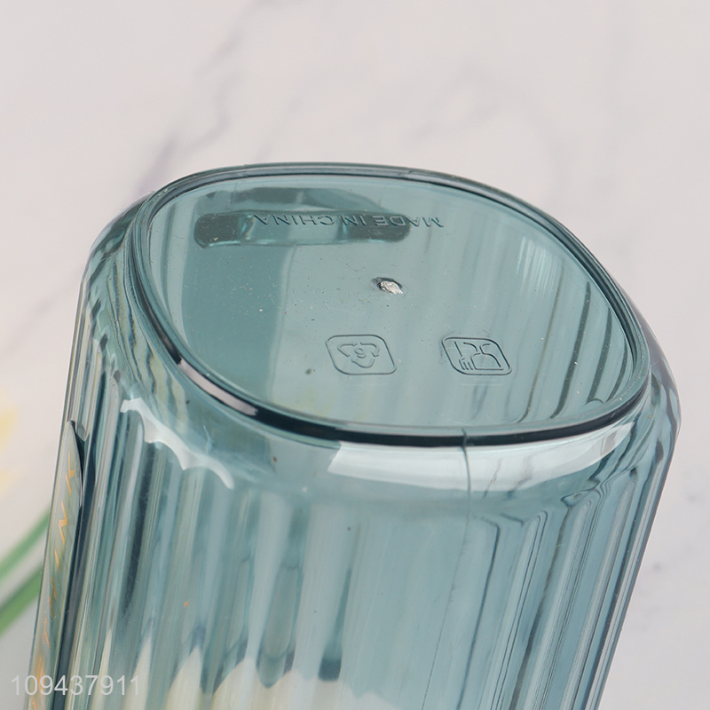 Fashion Style Mouthwash Cup Plastic Cup Striped Tumbler