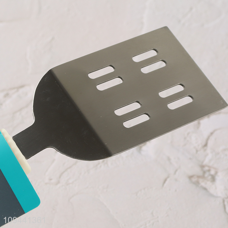 New style eight-hole spatula for frying and cooking